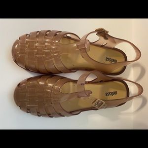 Melissa Possession Jelly Sandals in clear/taupe.